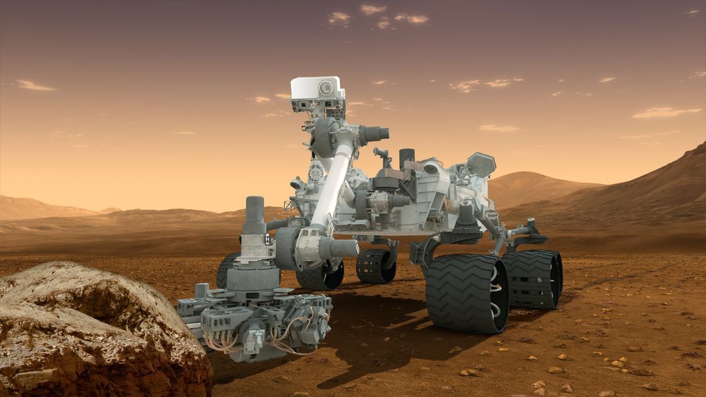 Марсоход Curiosity начал передавать цветные снимки